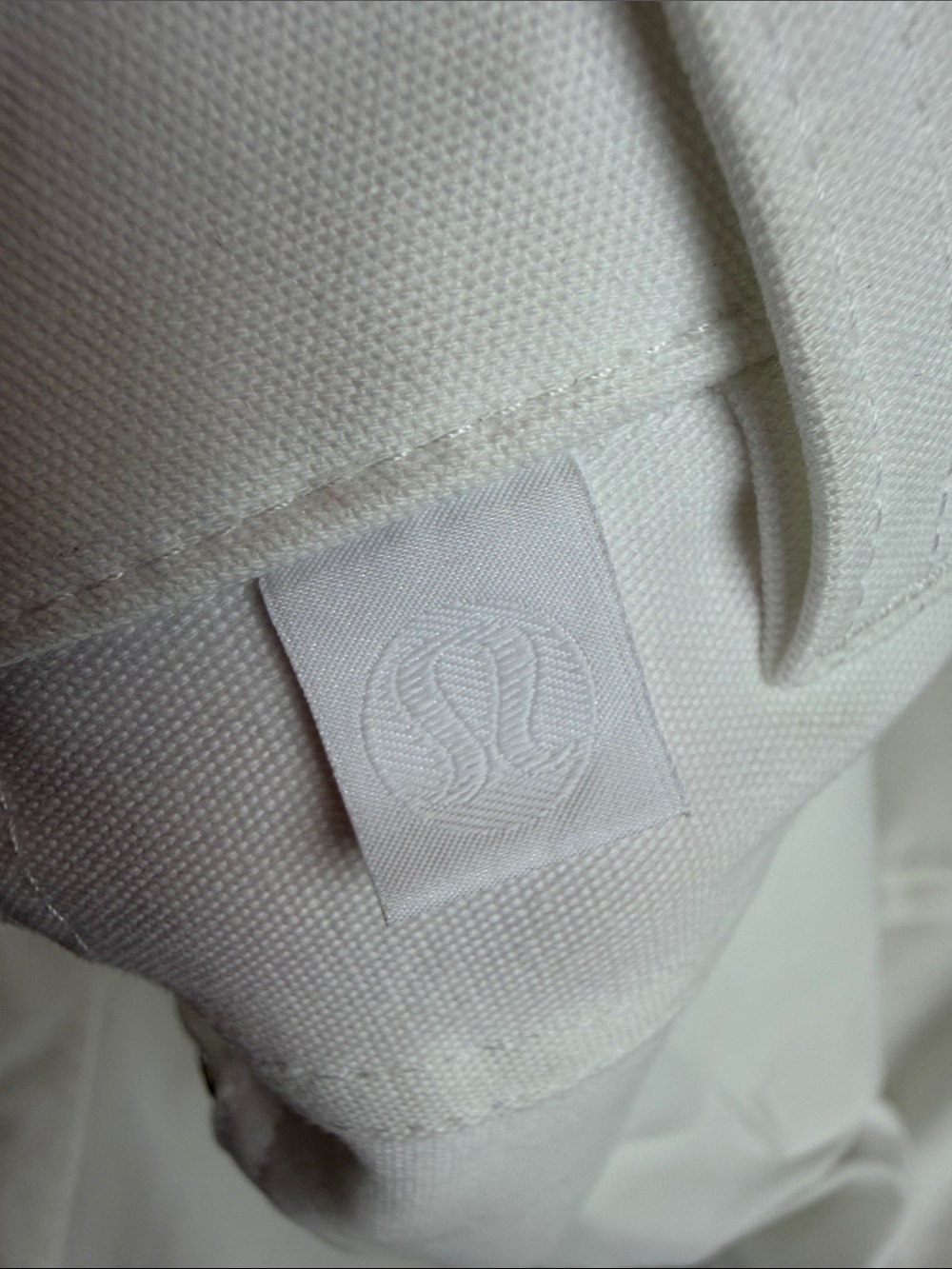 Lululemon Commission ABC Pants Men’s 36 White Warpstreme Chino - Picture 4 of 6